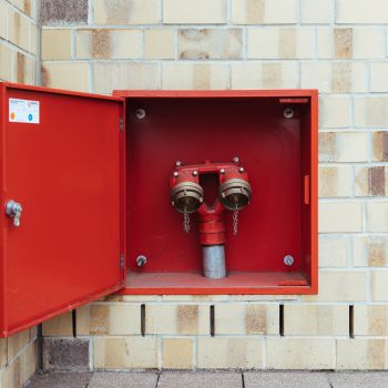BRANTEC. Brandschutz - Konzeption, Installation & Montage sowie Wartung & Service von baulichen Brandschutzmaßnahmen